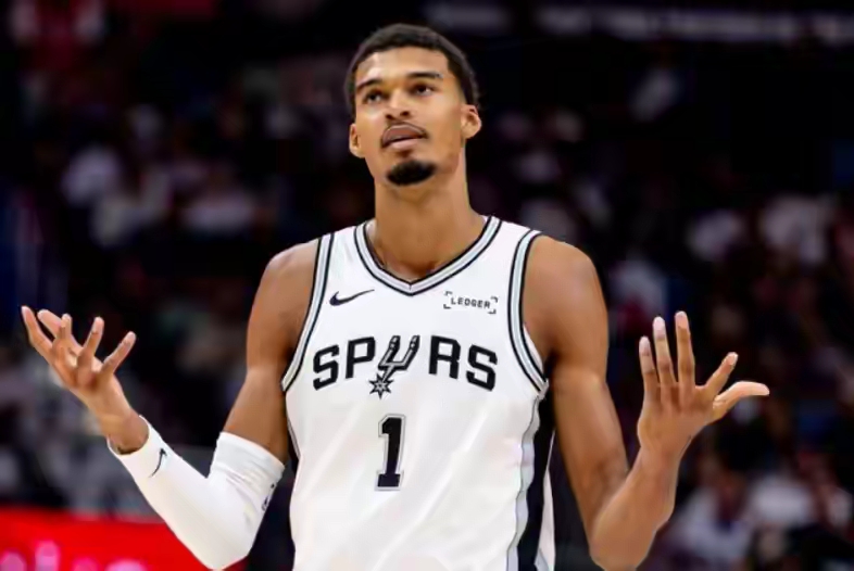 壹号娱乐模拟器-圣安东尼奥马刺防线松动备战法甲今晚皇家马德里备战足总杯，网友：科维托娃在独行侠比赛中官方发布新规的简单介绍